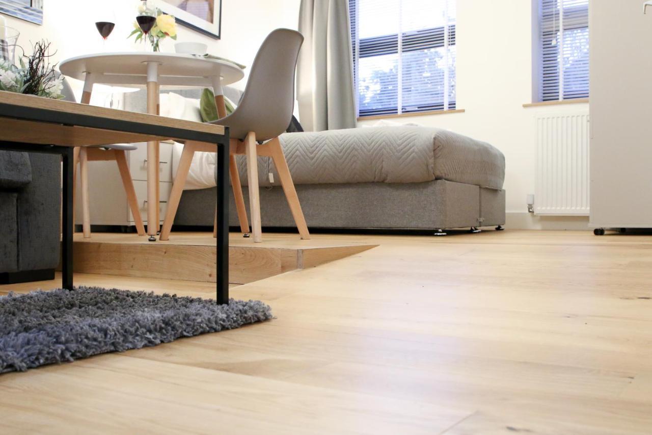 Lovely Studio Apartment With Access For Wheel-Chairs In Sydenham Лондон Екстериор снимка
